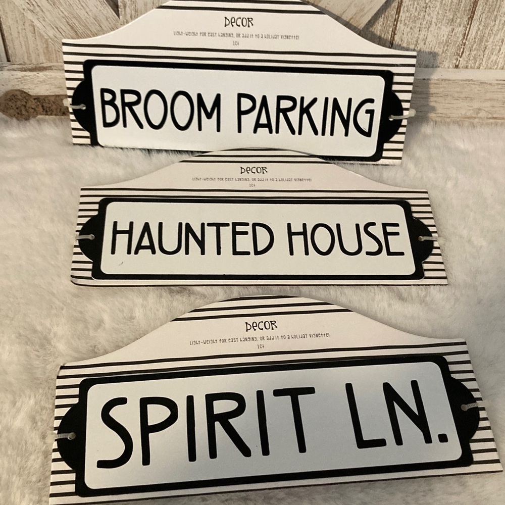 Target BP 2019 Halloween Metal Signs